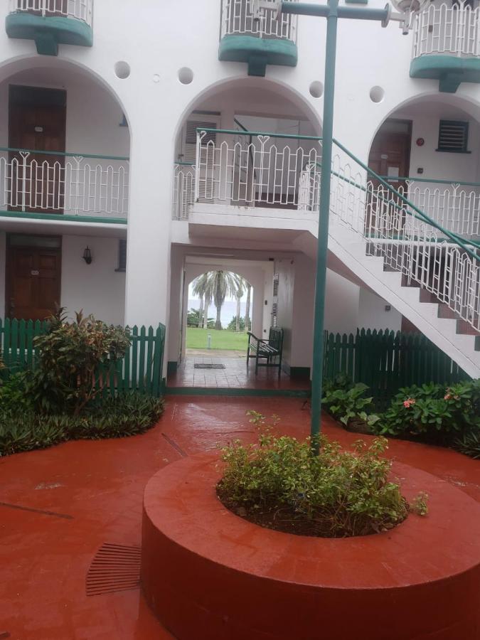 Seacastle Deluxe Studio Montego Bay Extérieur photo